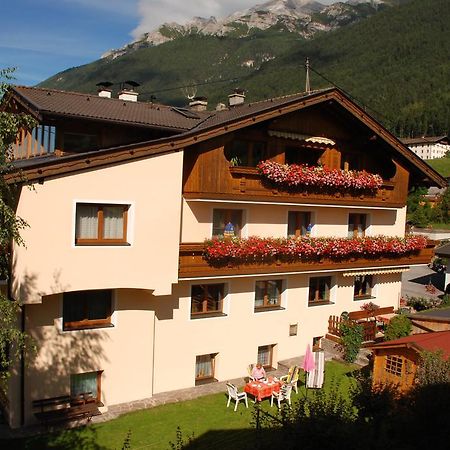 Apartmán Haus Waltraud Neustift im Stubaital Pokoj fotografie