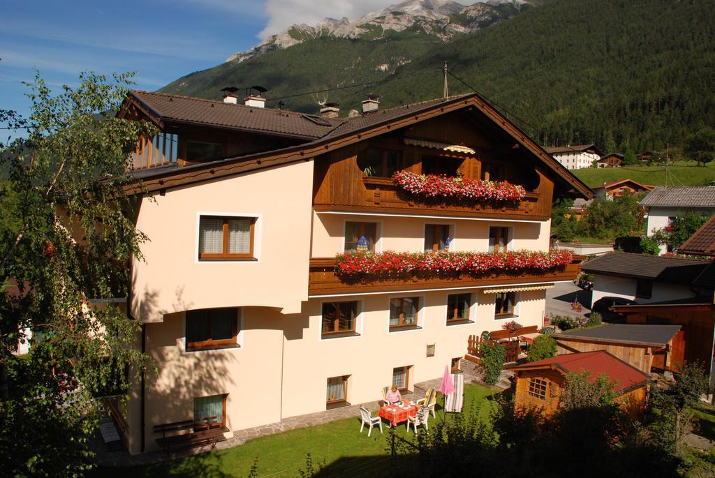 Apartmán Haus Waltraud Neustift im Stubaital Pokoj fotografie